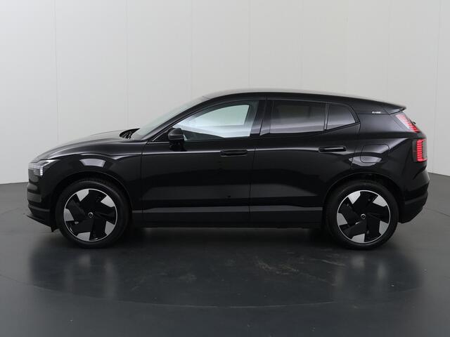 Volvo EX30 Single Motor Extended Range Plus 69 kWh | warmtepomp | Dodehoekdetectie | Achteruitrijcamera | Stoelverwarming | Stuurwielverwarming | Cruise control adaptief |