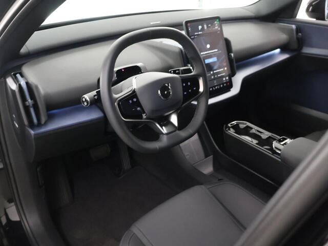 Volvo EX30 Single Motor Extended Range Plus 69 kWh | warmtepomp | Dodehoekdetectie | Achteruitrijcamera | Stoelverwarming | Stuurwielverwarming | Cruise control adaptief |