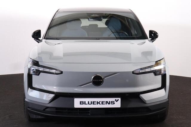 Volvo EX30 Extended Range Plus 69 kWh - Adaptive Cruise Control - Harman/Kardon audio - Parkeercamera achter - Verwarmde voorstoelen & stuur - Parkeersensoren voor & achter - Draadloze tel. lader - Extra getint glas - 19' LMV