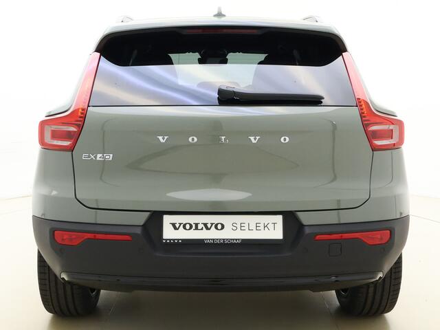 Volvo EX40 Extended Range Plus / NIEUW / DIRECT LEVERBAAR / Climate / 19'' / Donker glas / Sage Green /