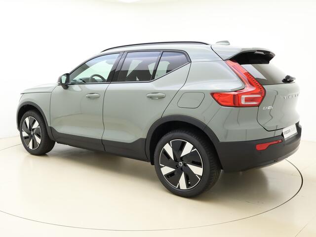 Volvo EX40 Extended Range Plus / NIEUW / DIRECT LEVERBAAR / Climate / 19'' / Donker glas / Sage Green /