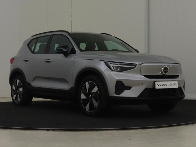 Volvo EX40 Single Motor Extended Range Plus 82 kWh | Trekhaak | ACC | Blis | Stoelverwarming | Camera | All seasons | 19"LMV | Warmtepomp