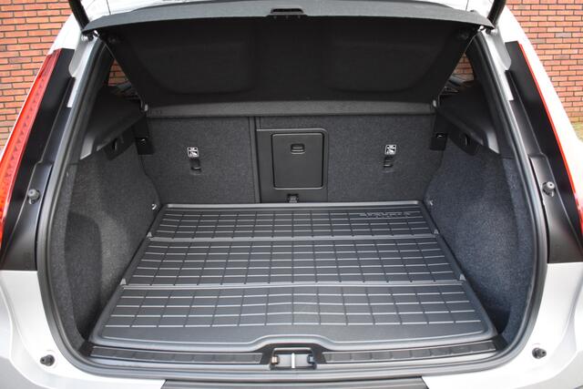 Volvo EX40 Single Motor 252PK Extended Range Ultra 82 kWh