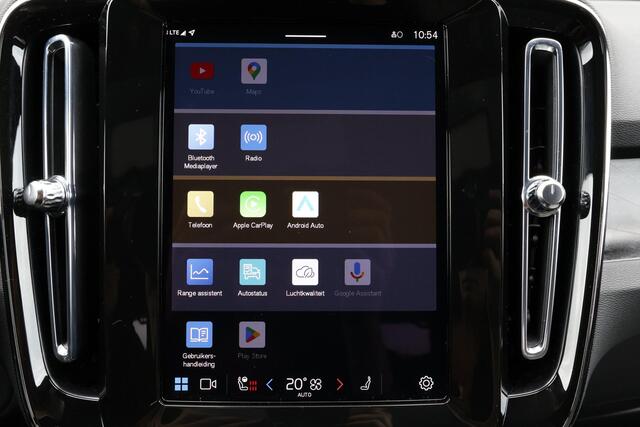 Volvo EX40 Extended Range Ultra 82 kWh - Panorama/schuifdak - IntelliSafe Assist & Surround - 360º Camera - Harman/Kardon audio - Verwarmde voorstoelen, stuur & achterbank - Parkeersensoren voor & achter - Elektr. bedienb. voorstoelen met geheugen links - Draadloze