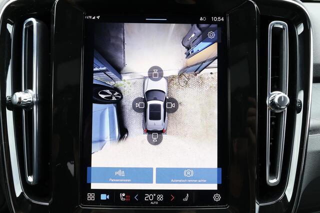 Volvo EX40 Extended Range Ultra 82 kWh - Panorama/schuifdak - IntelliSafe Assist & Surround - 360º Camera - Harman/Kardon audio - Verwarmde voorstoelen, stuur & achterbank - Parkeersensoren voor & achter - Elektr. bedienb. voorstoelen met geheugen links - Draadloze