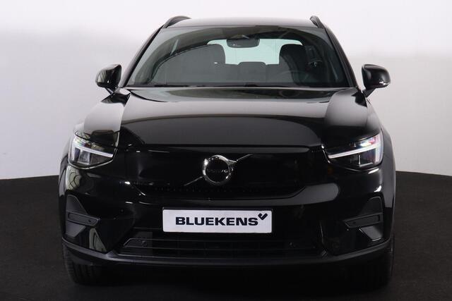 Volvo EX40 Single Motor Extended Range Core - Adaptive Cruise Control - Google Infotainment - Parkeercamera achter - Parkeersensoren voor & achter - Apple Carplay / Android Auto - 19' LMV