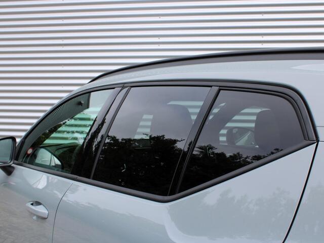 Volvo EX40 Single Motor Extended Range Business Edition Automaat / 360* camera / Privacy Glass / 19" velgen / Driver Awareness