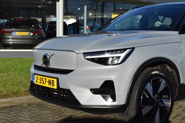Volvo EX40 Twin Motor Performance 442 PK Plus 82 kWh Trekhaak | ACC | Blis | Stoel &Stuur verwarming | Elektr. stoel | Camera | Leder |