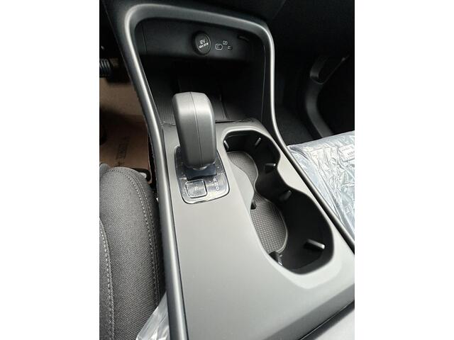 Volvo EX40 Single Motor Extended Range Business Ed. 82 kWh All Season banden / Climate Line / Versatility Pack