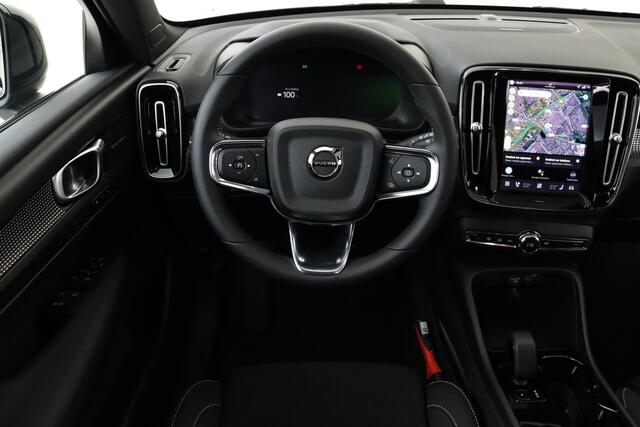 Volvo EX40 SINGLE MOTOR EXTENDED RANGE ULTRA BLACK ED. 82 kWh -PANO.DAK|HARMAN/KARDON|360°CAM|ADAP.LED|POWER-SEATS|20"
