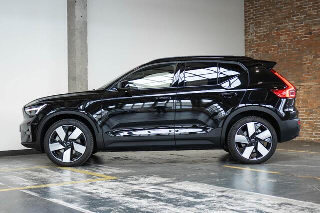 Volvo EX40 Single Motor Extended Range Ultra Black Ed. 82 kWh | 360° Parkeercamera | Parkeersensoren voor + achter | Stoelverwarming | Panoramadak | Google Infotainment | Harman Kardon Premium Audio | Electrische bedienbare voorstoelen
