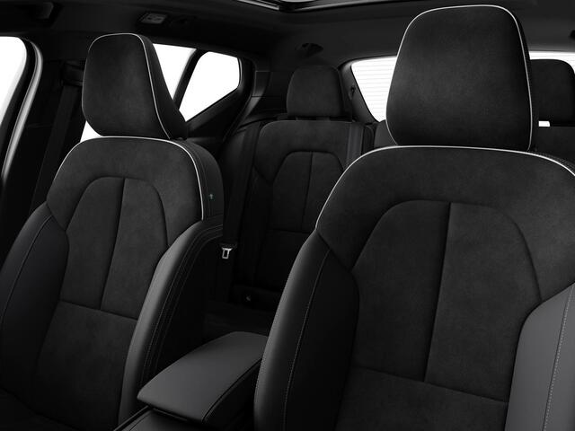 Volvo EX40 Single Motor Extended Range Plus Black Edition Automaat / Panoramadak / Microtech Nubuck interieur / 20" velgen / Privacy Glass