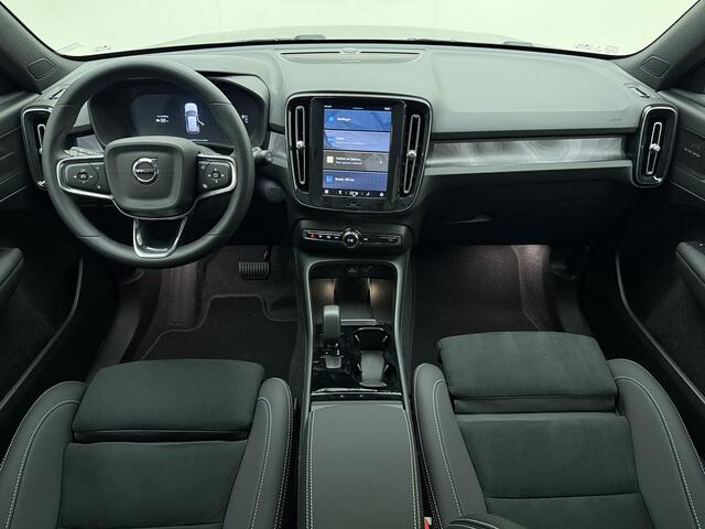 Volvo EX40 Extended Range Plus Black Edition / Pixel Koplampen / 360 Camera / 20'' / Nubuck / Harman&Kardon Audio / Getint Glas / ACC / BLIS / Stoel + Stuurw. Verwarming /