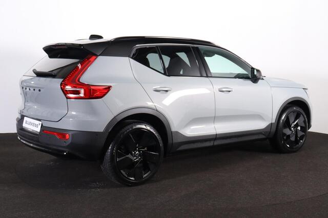 Volvo EX40 Single Motor Extended Range Ultra Black Ed. 82 kWh - Panoramadak - IntelliSafe Assist & Surround - 360º Camera - Harman/Kardon audio - Verwarmde voorstoelen & stuur - Parkeersensoren voor & achter - Elektr. bedienb. voorstoelen met geheugen links - Draadl