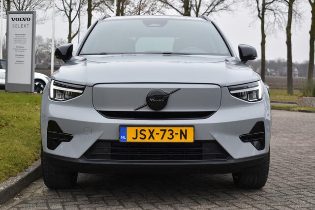 Volvo EX40 Extended Range 252PK Plus Black Ed. 82 kWh | H&K | ACC | Blis | Camera | 20"LMV | Stuurverwarming