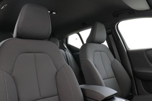 Volvo EX40 SINGLE MOTOR EXTENDED RANGE CORE 82 kWh -CAMERA|GOOGLE|ZITTINGVERL.|ADAP.CRUISE|LED|19"