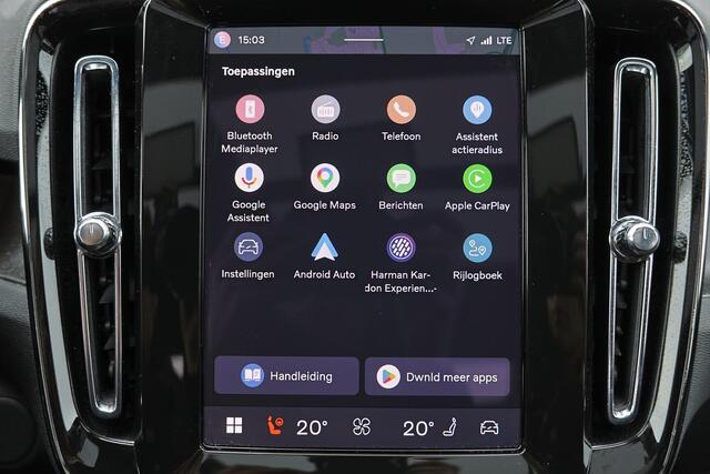 Volvo EX40 Extended Range Ultra 82 kWh - Panorama/schuifdak - IntelliSafe Assist & Surround - 360º Camera - Harman/Kardon audio - Verwarmde voorstoelen & stuur - Parkeersensoren voor & achter - Elektr. bedienb. voorstoelen met geheugen links - Warmtepomp - Extra get