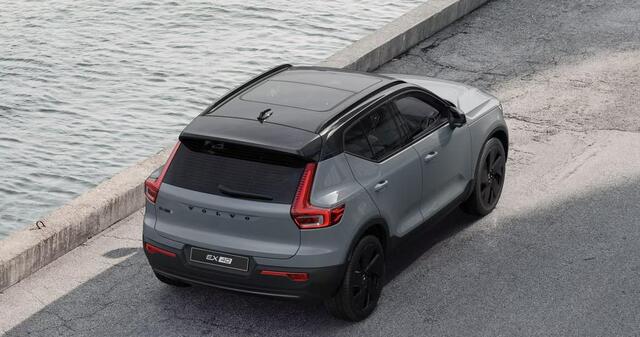 Volvo EX40 Single Motor Ext. Range Ultra Bl. Ed. Eur. 82 kWh | Harman Kardon | 20" | Panoramadak | Donker Glas | Power Seats | Nubuck | Adaptive Cruise | BLIS |