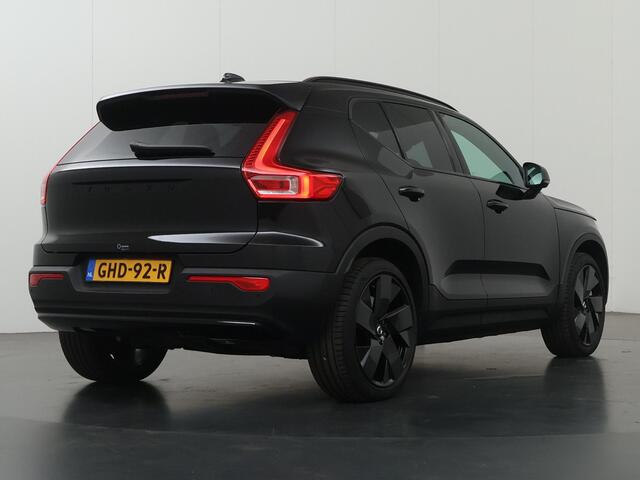 Volvo EX40 Single Motor Extended Range Plus Black Ed. 82 kWh | SOH 97% | Sportstoelen | BlackPack | Navigatie | Apple CarPlay/Android Auto | 360 Camera | Adaptieve Cruise Control | Ele. kofferdeksel | Harman/Kardon Audio |
