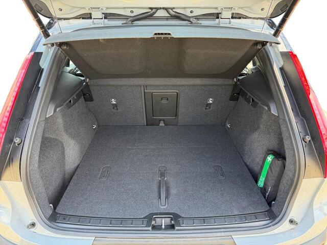 Volvo EX40 Single Motor Extended Range Ultra 82 kWh