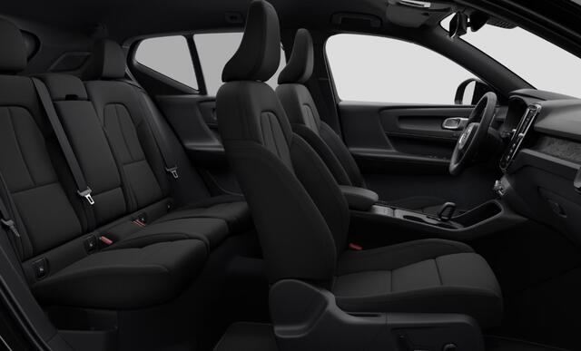 Volvo EX40 Single Motor Plus Europe 70 kWh | Adaptieve Cruise Control | Harman Kardon audio | Elek. verstelbare voorstoelen | Stoel + Stuurverwarming | 360° Camera |