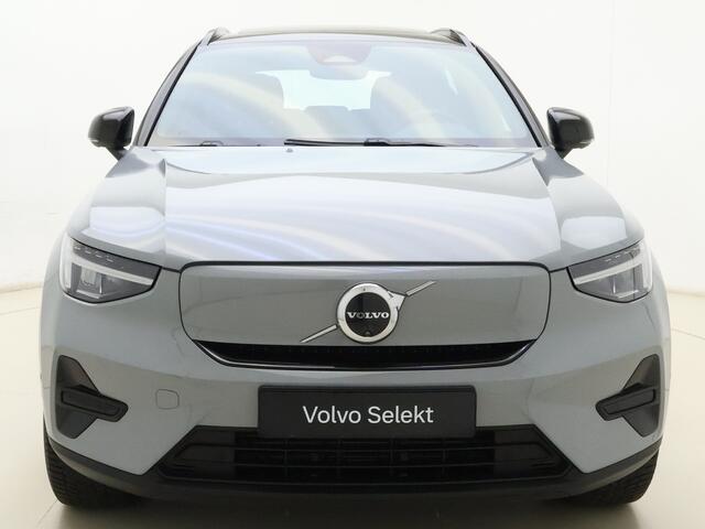 Volvo EX40 Extended Range Ultra 82 kWh | Fjord Blue tapijt | 360 camera | Panorama dak | Trekhaak |