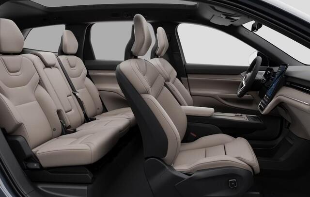 Volvo EX90 Twin Motor Ultra 7p. 106 kWh | Google | Bowers & Wilkins Audio | Luchtvering | Getint Glas | 360 Camera | Elektrochromatisch Panoramadak | Stoelverwarming Voor + Achter | Warmtepomp | Dodehoekdetectie | Elek. Stoelen | Elek. Achterklep | 22" LM