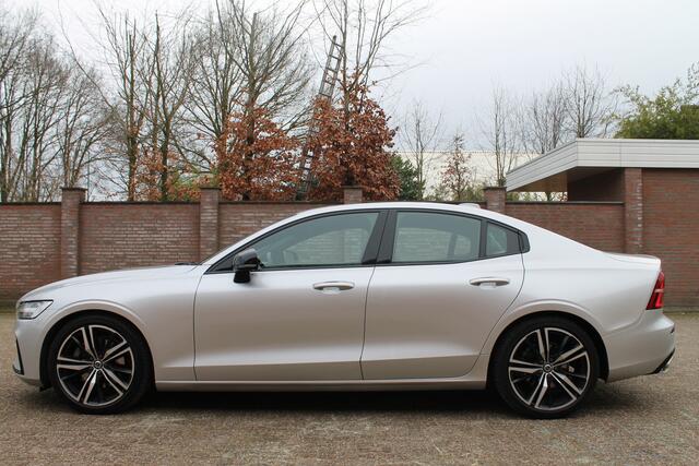 Volvo S60 2.0 B4 R-Design | Pano | Carplay | LED