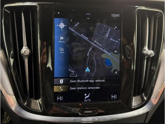 Volvo S60 2.0 T6 Recharge 340 pk AWD R-Design Navigatie Trekhaak Elek Stoel ACC Pilot Assist Blis Camera Apple Carplay Android Auto Plug in Hybride NL Auto 1e Eigenaar