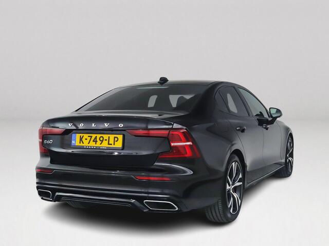 Volvo S60 B4 R-Design | Parkeercamera | Harman Kardon | Stoel- en Stuurverwarming | Trekhaak