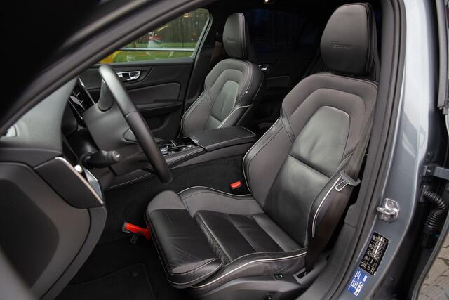 Volvo S60 2.0 T8 AWD Twin Engine R-Design , Panoramadak, Harman/Kardon, Head-up display, Trekhaak,