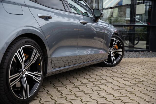 Volvo S60 2.0 T8 AWD Twin Engine R-Design , Panoramadak, Harman/Kardon, Head-up display, Trekhaak,