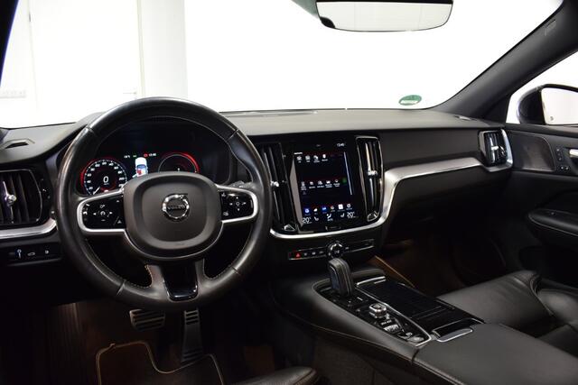 Volvo S60 2.0 Recharge T6 AWD R-Design PHEV Adapt. Cruise/ Massage stoelen/ 20" Polestar velgen