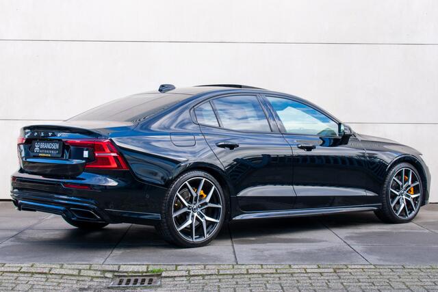 Volvo S60 2.0 T8 AWD Polestar Engineered Pano-B&W-keyless-20''-Carplay-ACC-