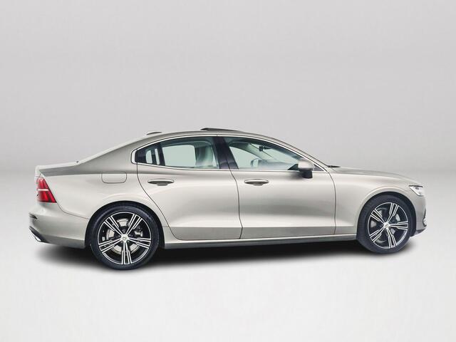 Volvo S60 Recharge T8 AWD Inscription | Panoramadak | Parkeercamera | Stoel- en Stuurverwarming | Trekhaak
