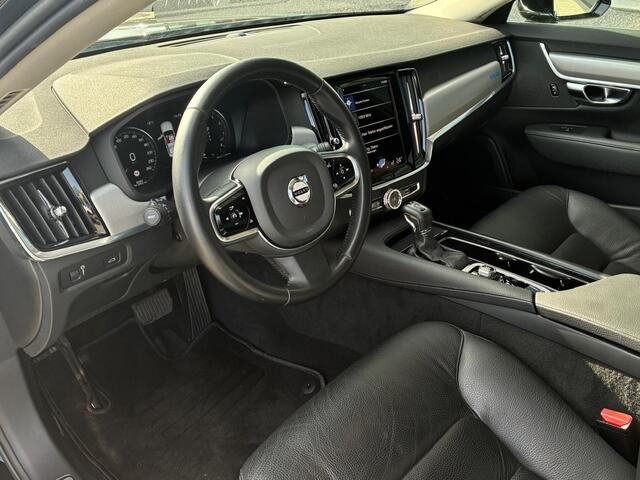 Volvo S90 2.0 T4 Momentum | Leder | Parkeersensor | ACC | Apple Carplay | Bluetooth |