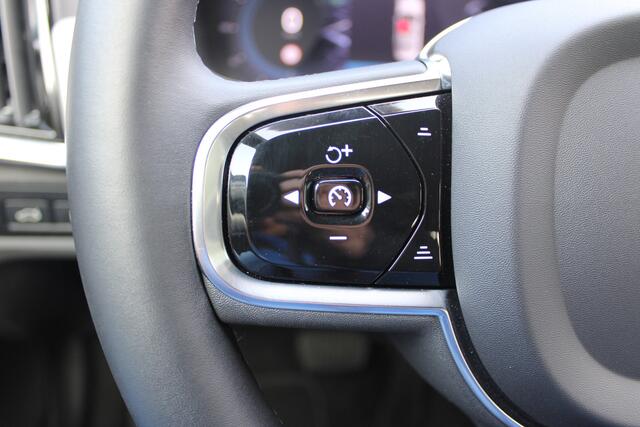 Volvo S90 2.0 T8 AWD Plus Dark | Schuifdak | Luchtvering | Long Range | Leder