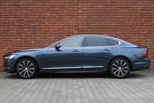 Volvo S90 T8 AWD Inscription Standkachel | Harman/Kardon Audiosysteem | Trekhaak Semi-Elektrisch | Stoelverwarming Voor en Achter | Stuurwielverwarming | Adaptieve Full-LED Koplampen | Lederbekleed Dashboard | Parkeersensoren Voor en Achter | Parkeercamera Achter 