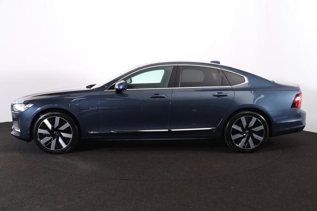 Volvo S90 T8 AWD Core Bright - IntelliSafe Assist & Surround - Harman/Kardon audio - Adaptieve LED koplampen - Parkeercamera achter - Verwarmde voorstoelen, stuur & achterbank - Parkeersensoren voor & achter - Elektr. bedienb. voorstoelen met geheugen - Extra getin