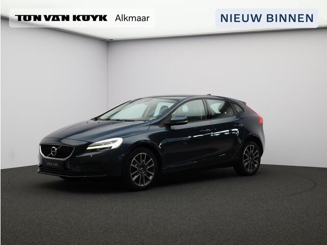 Volvo V40 2.0 T2 Nordic+ / Cruise Control / Standkachel / Stoelverwarming / Parkeersensoren achter / Navigatie / On Call / Verwarmbare voorruit /