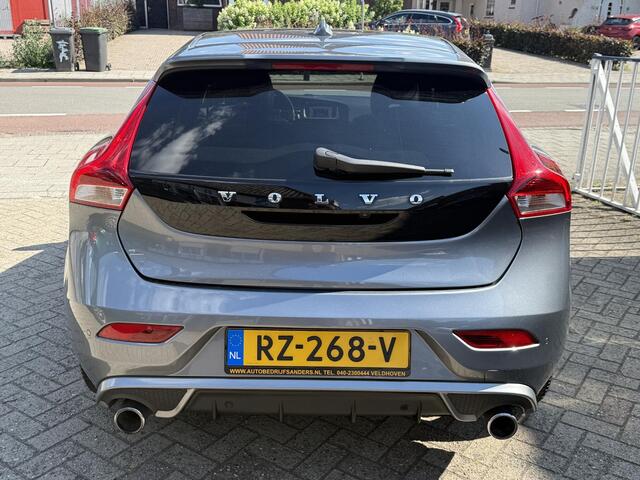 Volvo V40 2.0 T4 Business Sport Luxury-line