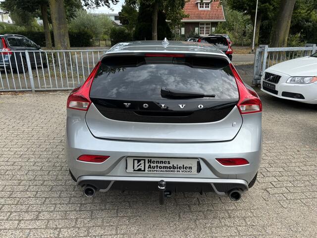 Volvo V40 2.0 T3 R-Design standkachel Stoelverwarming