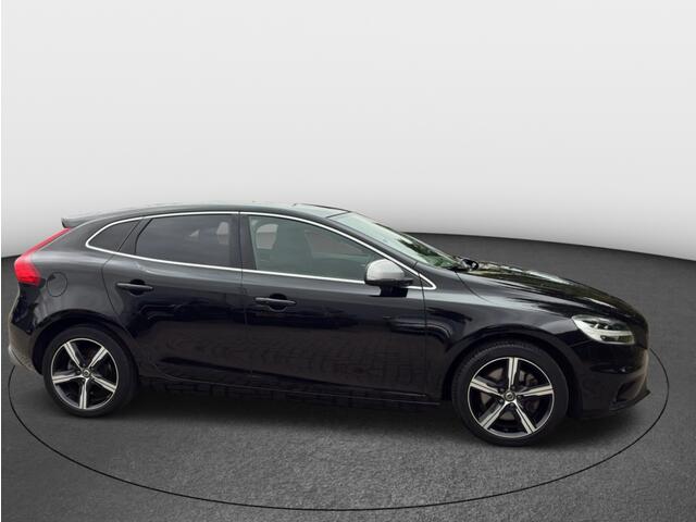 Volvo V40 T3 Polar+ R-Design [ HarmanKardon Panoramadak ]
