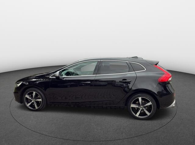 Volvo V40 T3 Polar+ R-Design [ HarmanKardon Panoramadak ]
