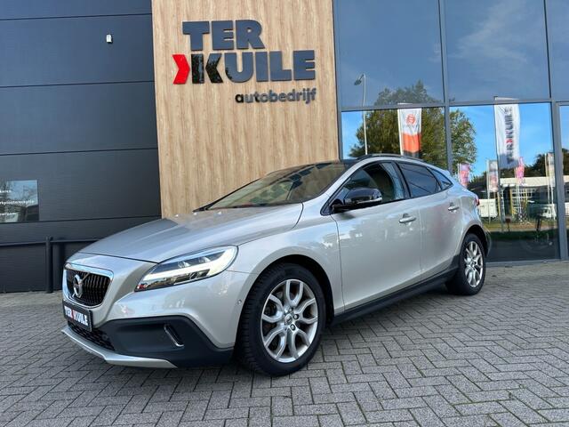 Volvo V40 Cross Country 1.5 T3 Polar+ Luxury / Pano / NAP