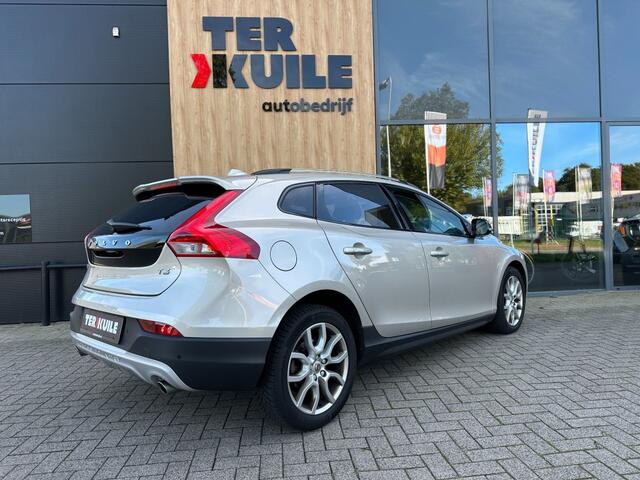 Volvo V40 Cross Country 1.5 T3 Polar+ Luxury / Pano / NAP