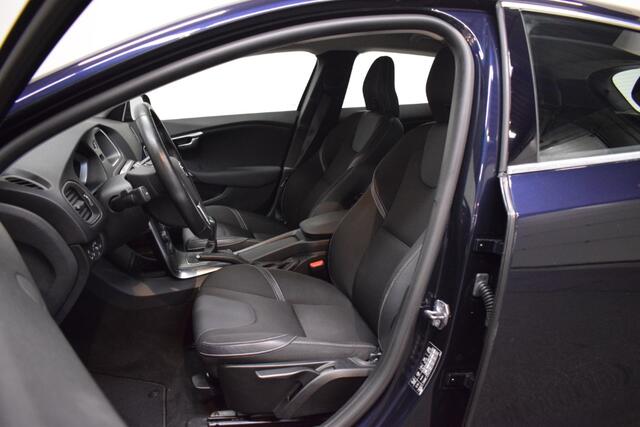 Volvo V40 2.0 T3 153pk Nordic+ Xenon/ Stoel, voorruit verw./ Standkachel/ Digitaal dashboard