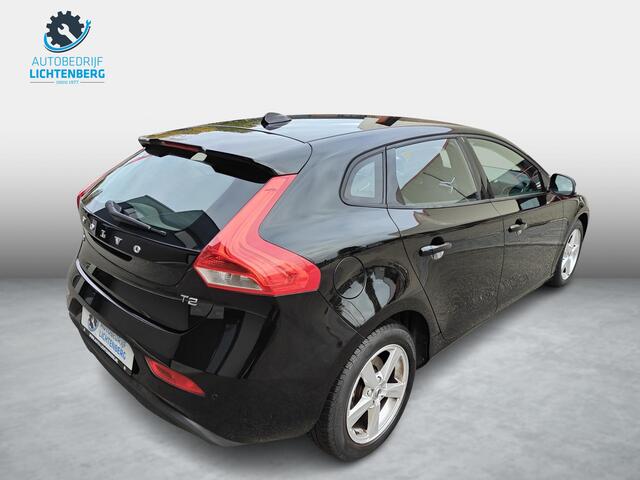 Volvo V40 2.0 T2 Momentum