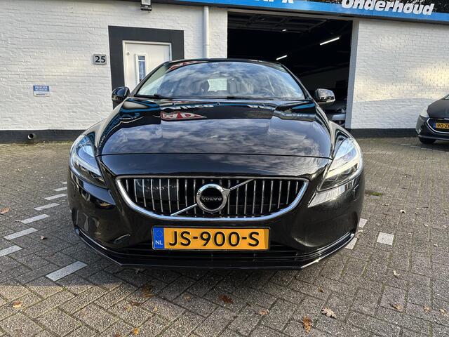 Volvo V40 1.5 T2 Nordic+ /Nieuwe apk bij aflevering/Panorama raam/Camera/LM velgen All season banden/Automaat/Leder/Navi/Trekhaak/Dealer onderhouden