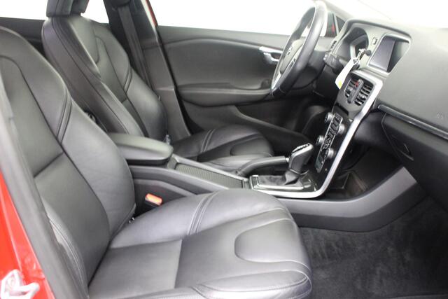 Volvo V40 T2 Polar+ Automaat | Rijklaarprijs | Leer |